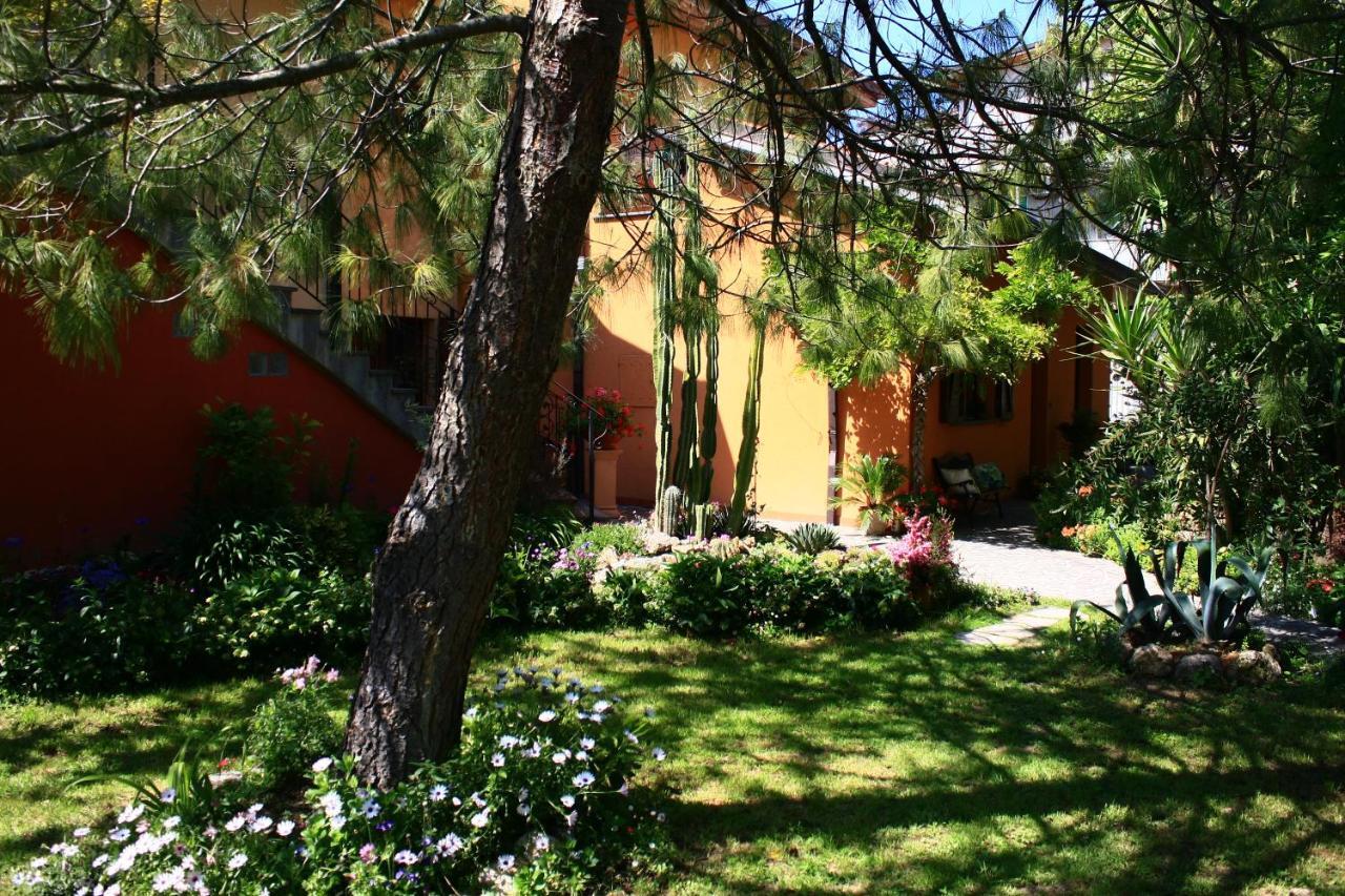 Garden Fuorirotta Bed & Breakfast Сан Джовани Театино Екстериор снимка
